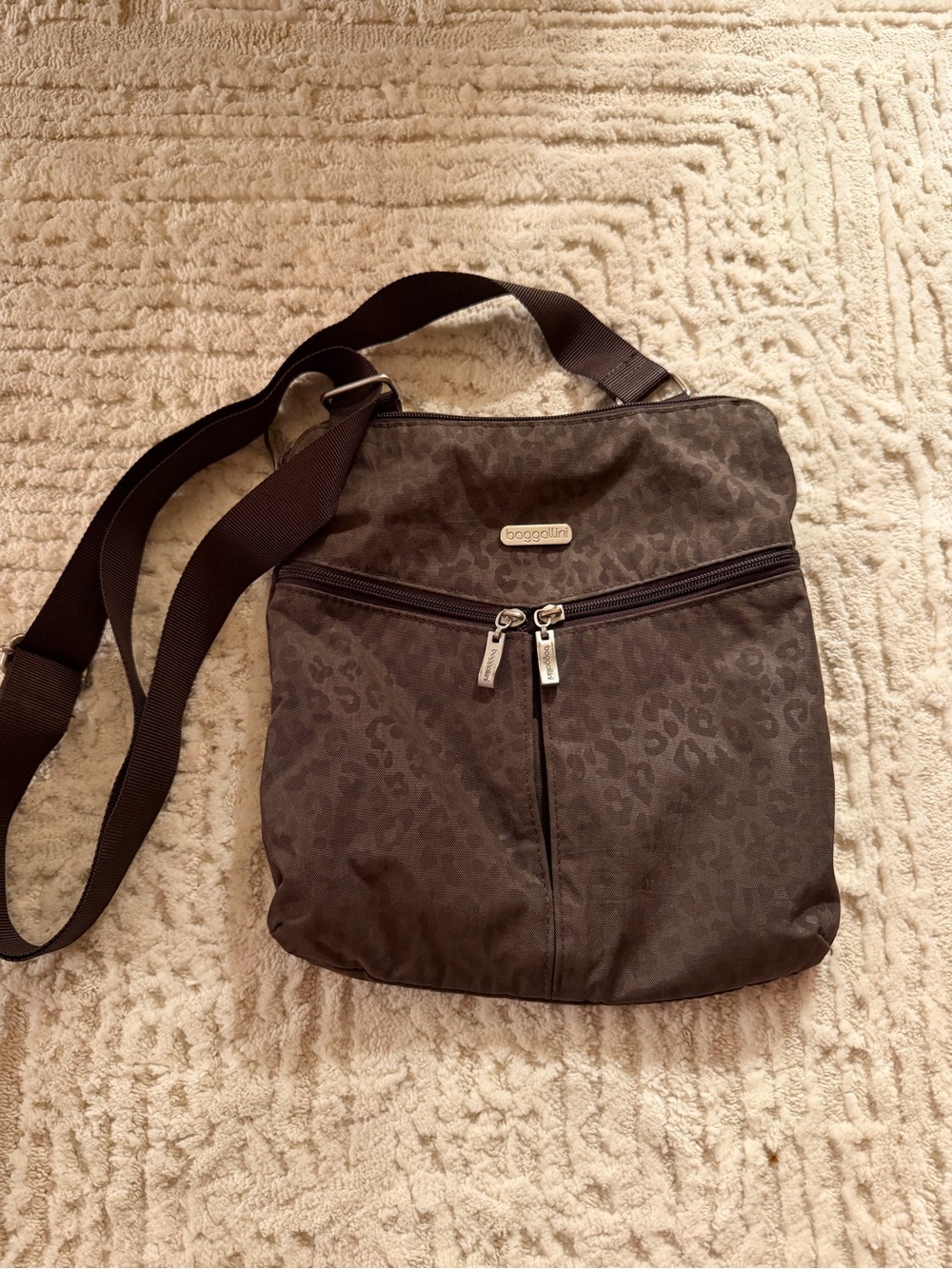 Baggallini Brown Leopard-Print Crossbody Shoulder Bag